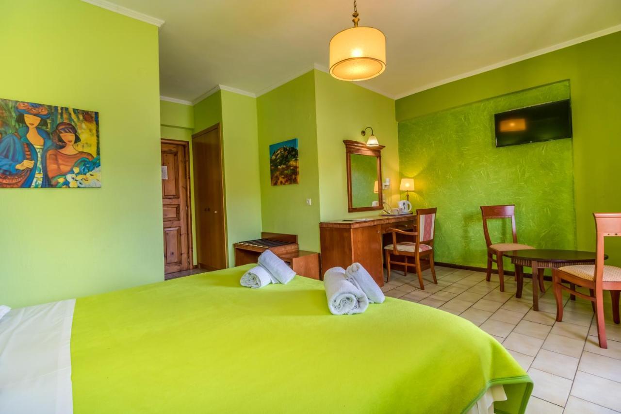 Deluxe Double or Twin Room