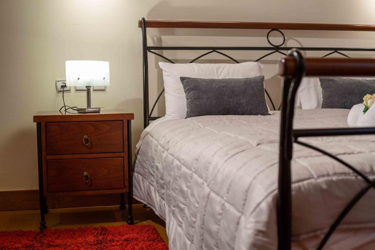 Double Room Mountain View