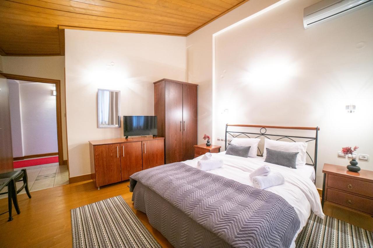 Double Room Mountain View
