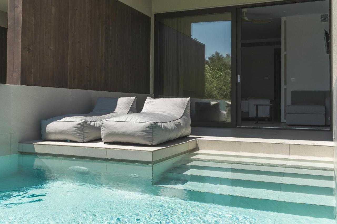 Deluxe Apartment Private Pool