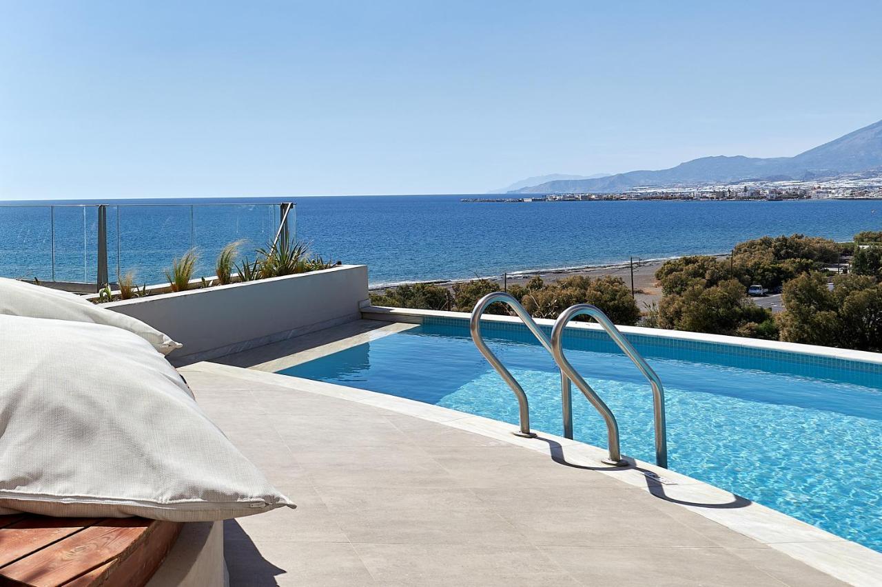 Superior Room Swim Up