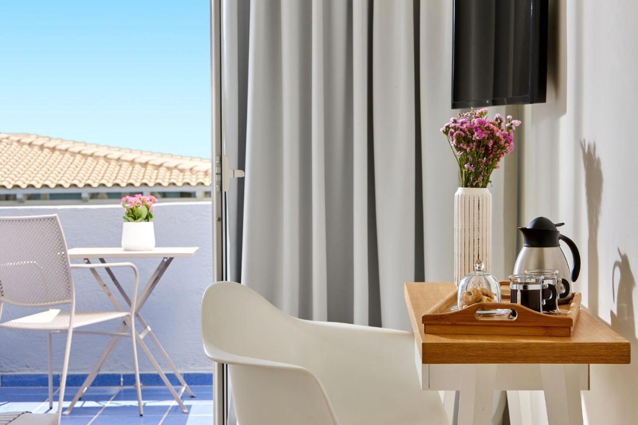 Double or Twin Room Garden View