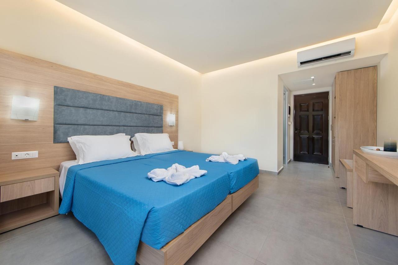 Twin Room Private Pool