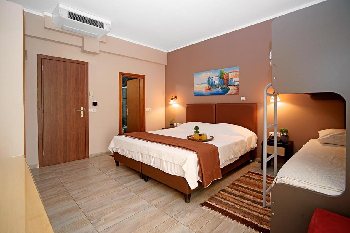 Quadruple Room with City View
