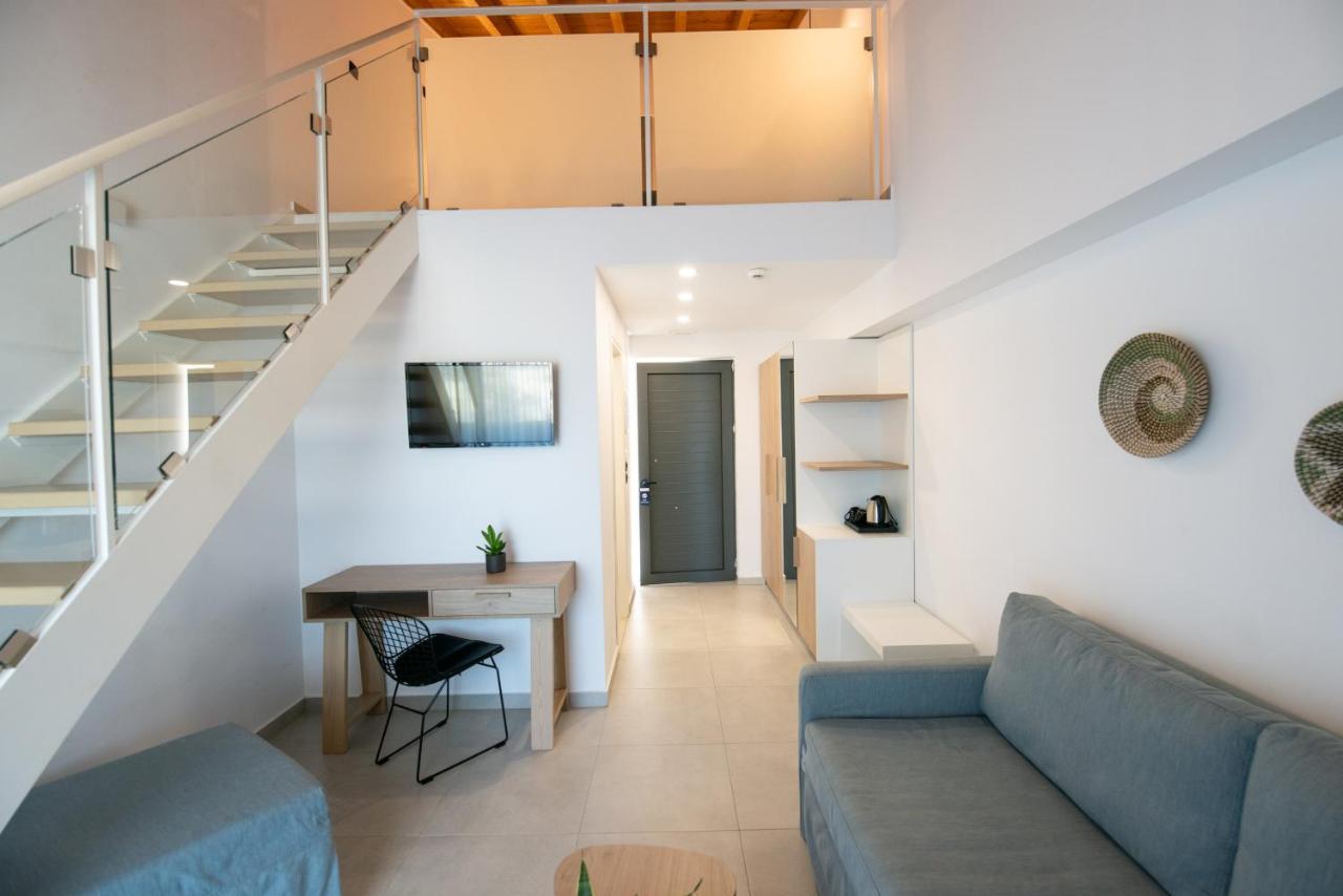 Deluxe Family Suite