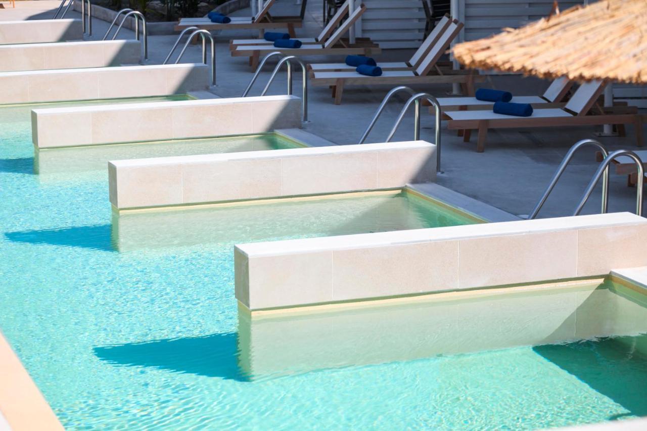 Junior Suite Sharing Pool
