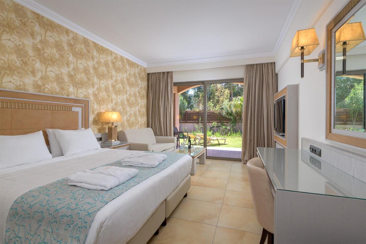 Superior Double or Twin Room Garden View