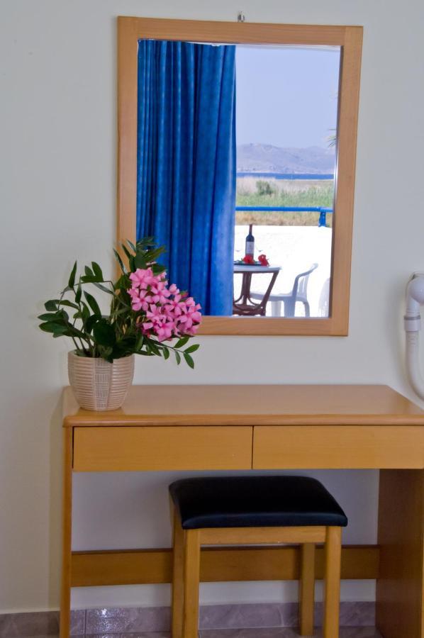 Family Room Lake View