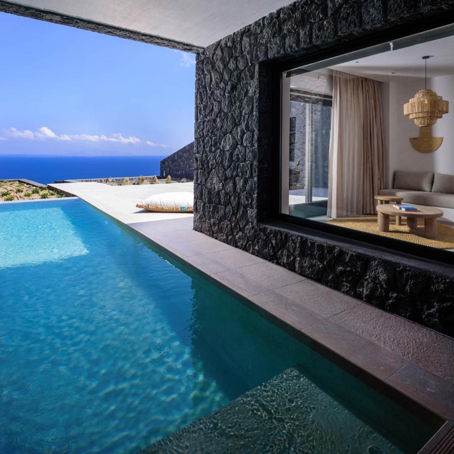 Cave Suite with Private Heated Pool