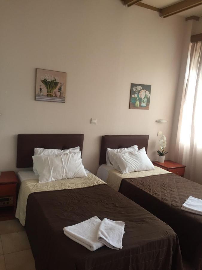 Economy Triple Room