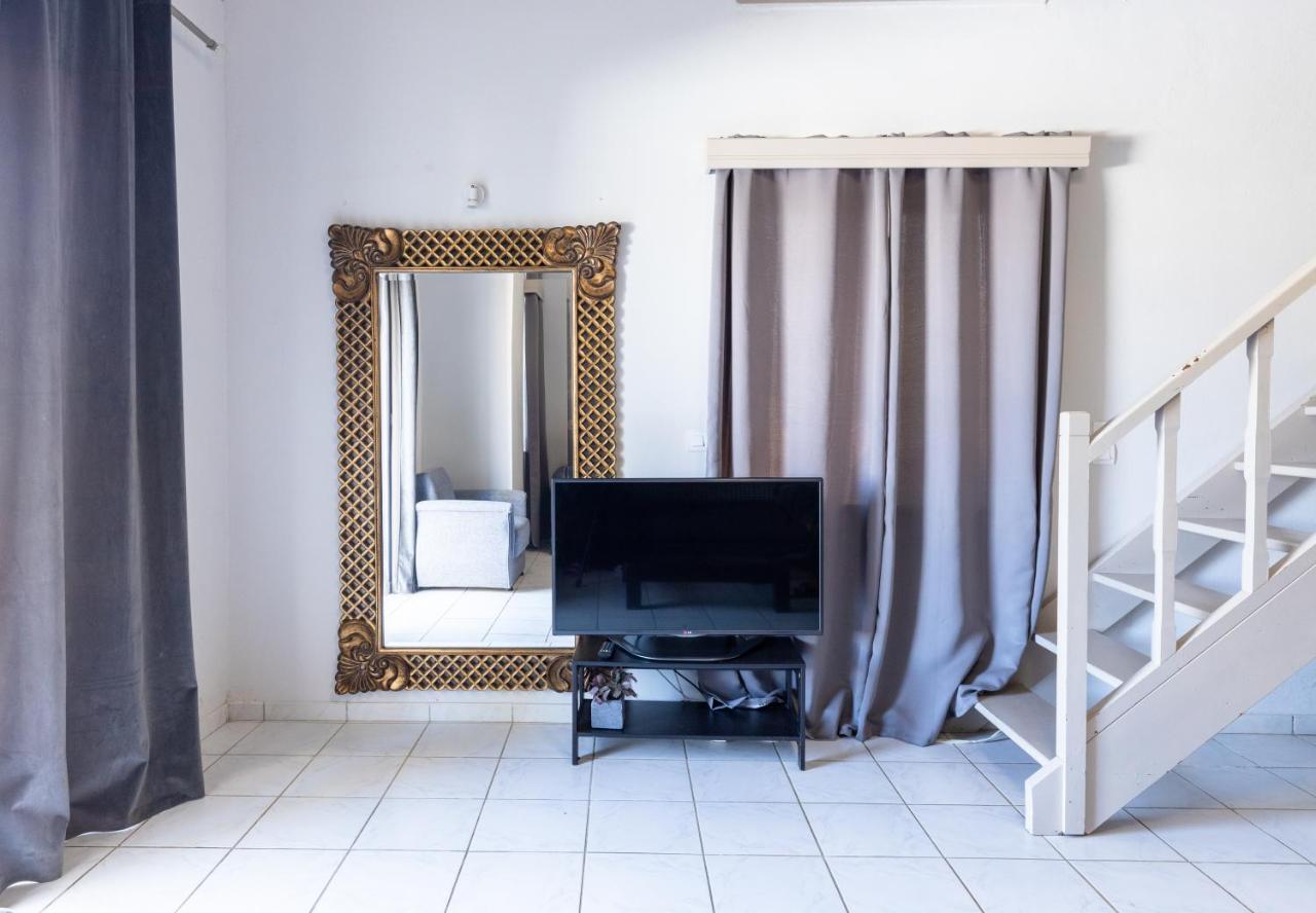 One Bedroom Apartment Garden View-Split Level,1399972850:JPEG