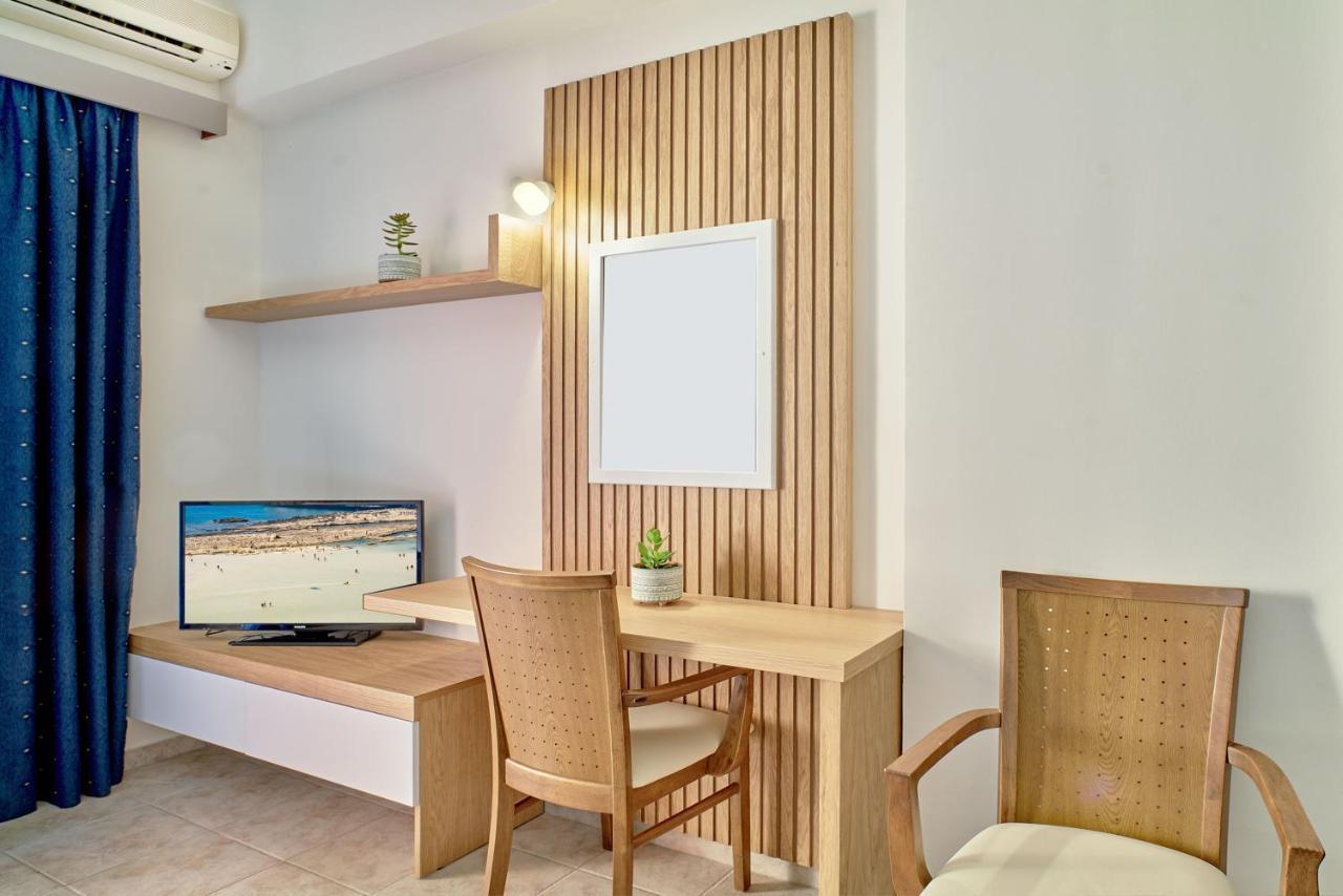 Economy Double Room Garden View Semibasement