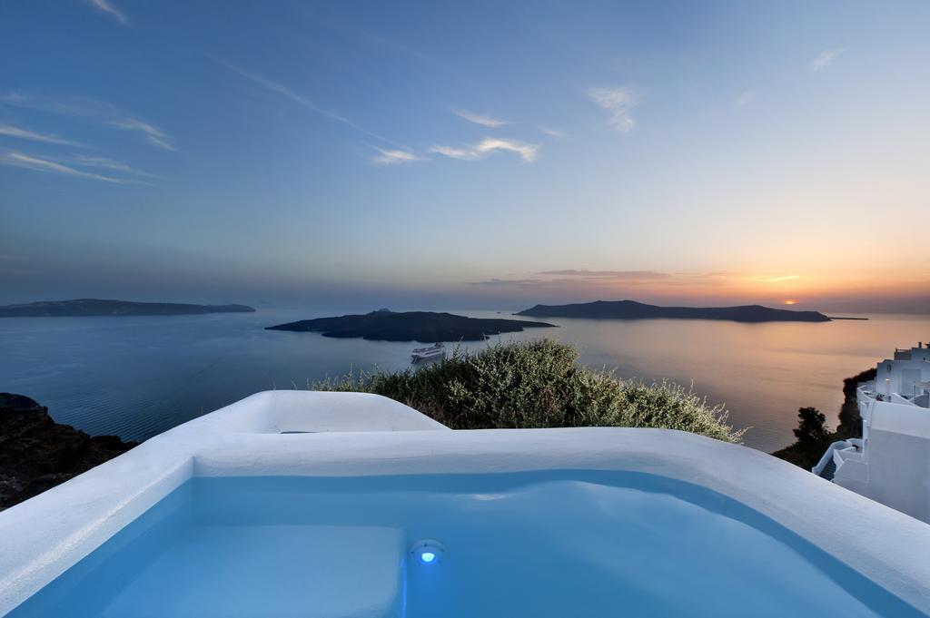 Apartment with Outdoor Hot Tub
