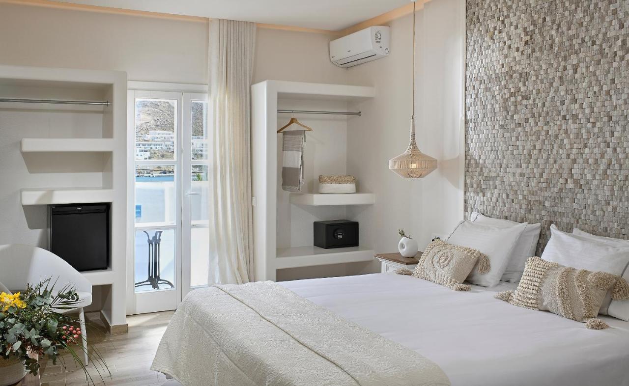 Deep Blue Double or Twin Room Sea View