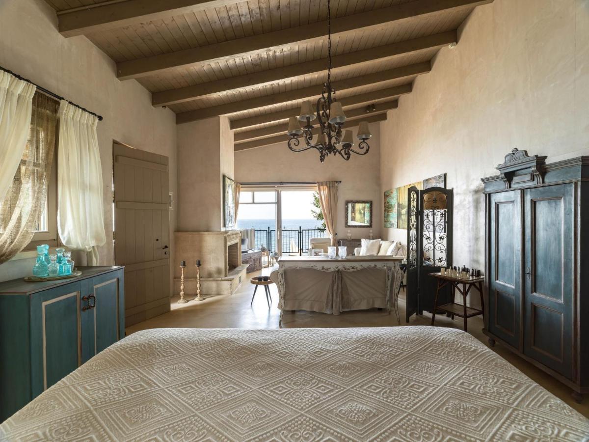 Executive Suite Sea View Split Level