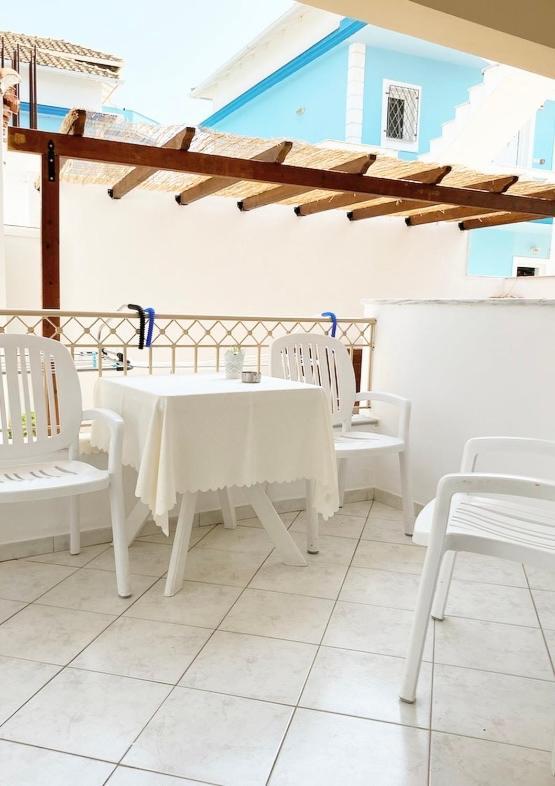 Triple Room Balcony