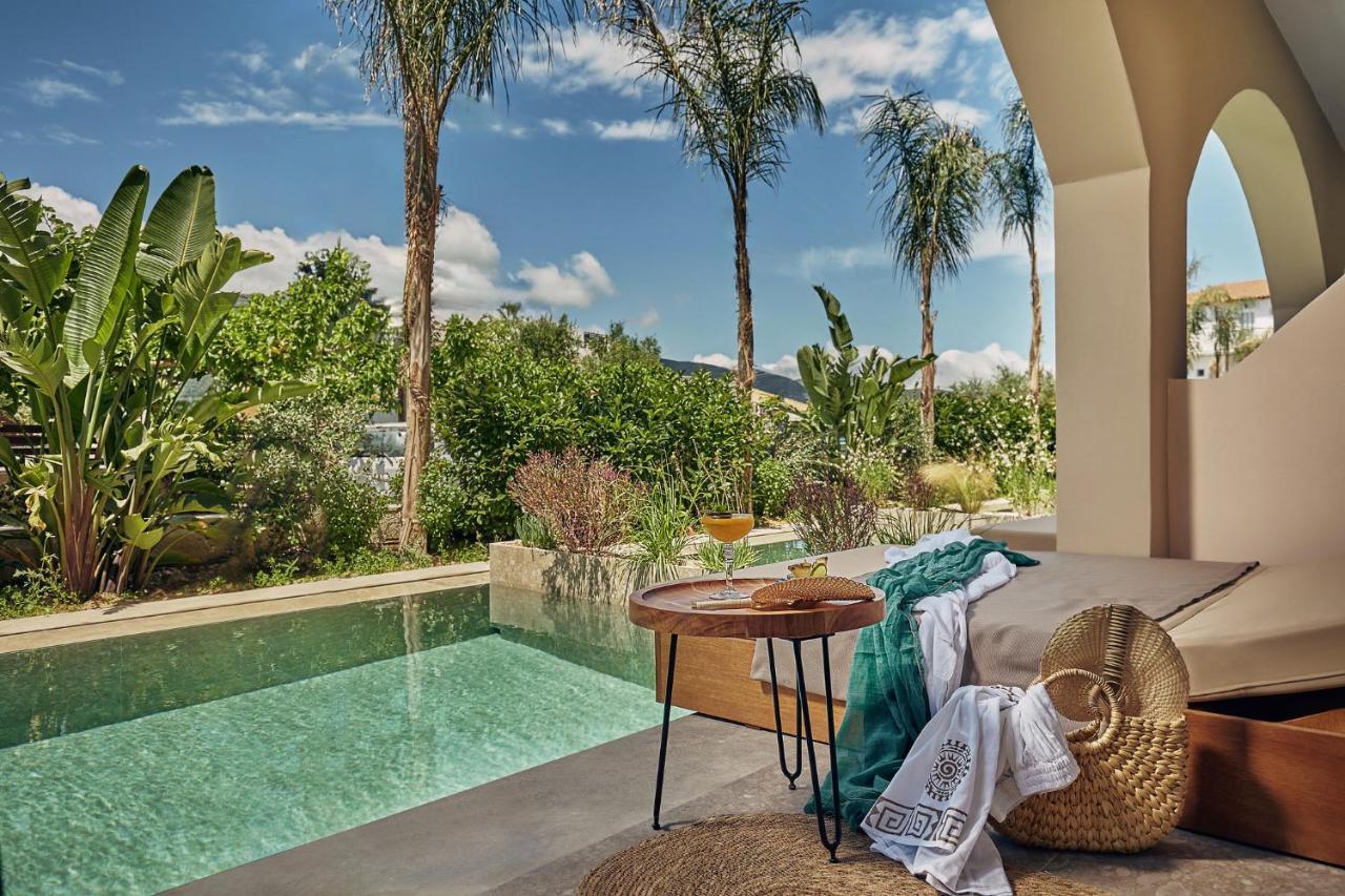Deluxe Double or Twin Room Pool Access