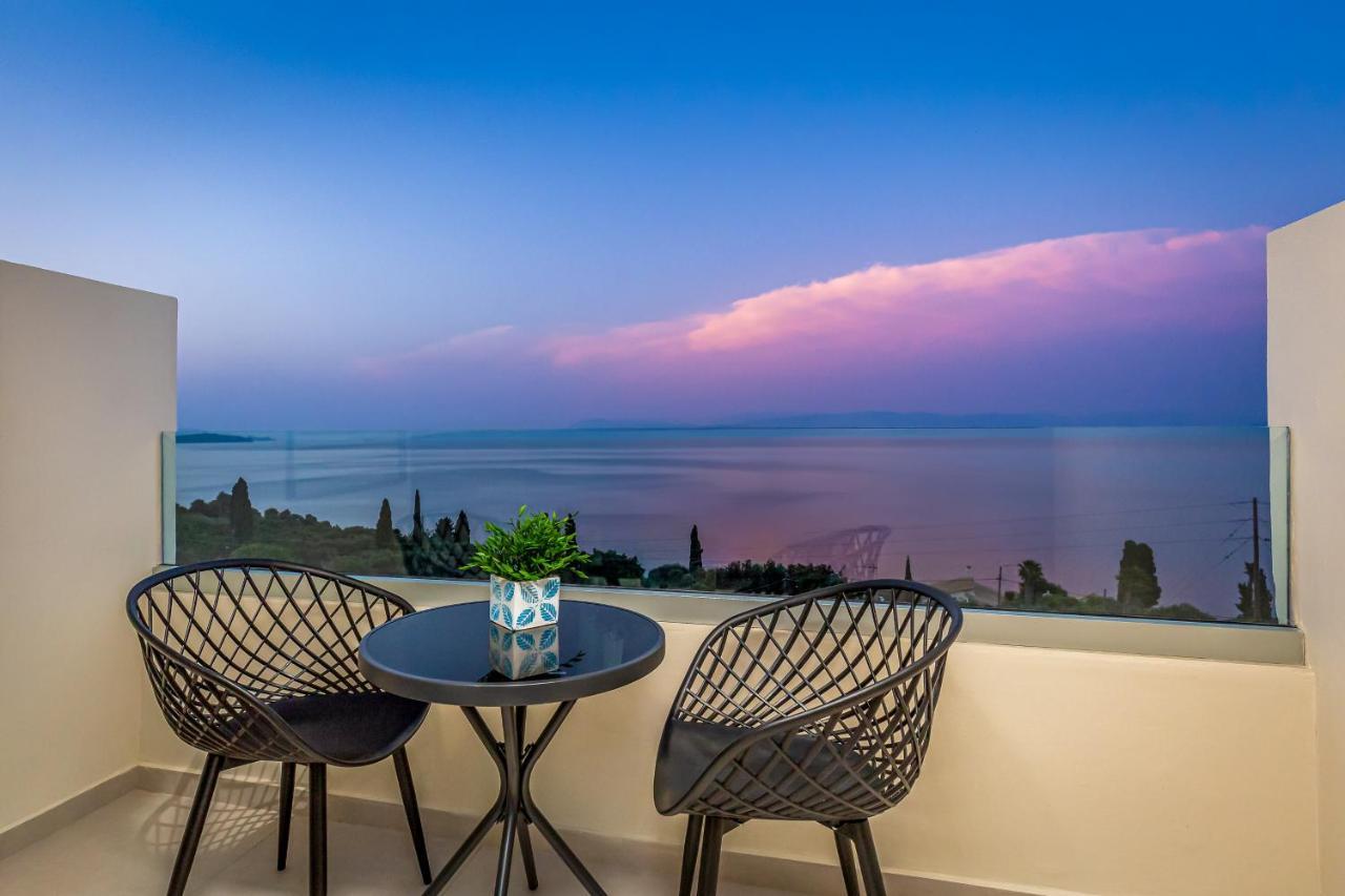 Luxury Room with Private Plunge Pool & Sea View