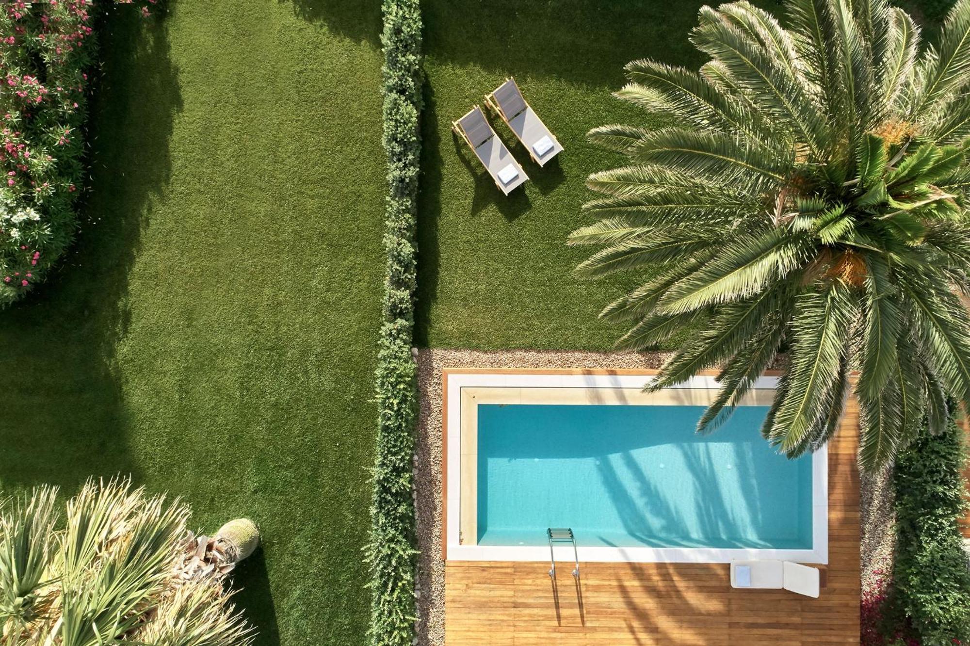 Executive Suite Private Pool