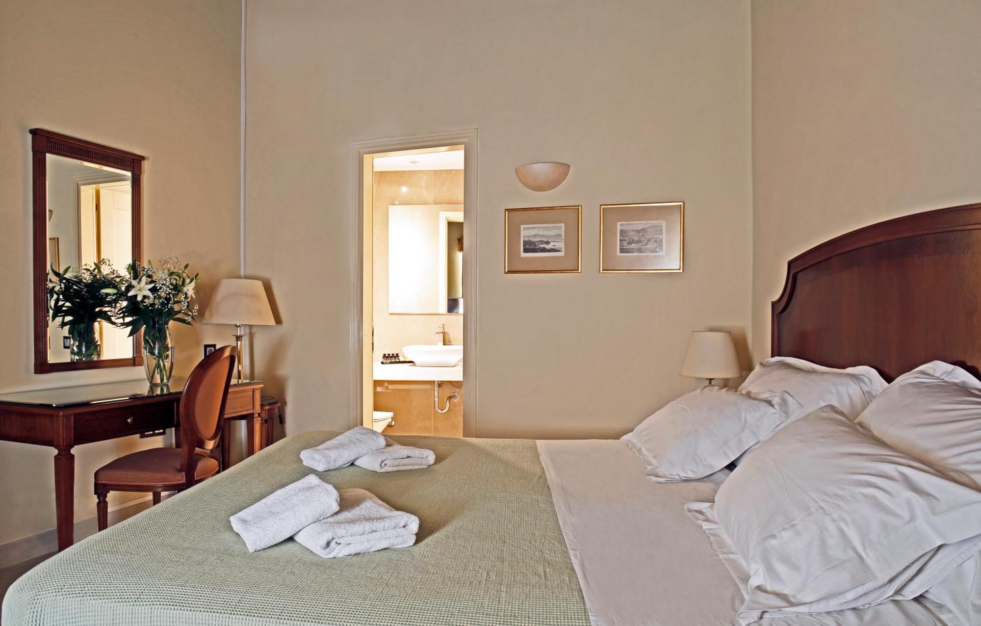 Classic Double Room