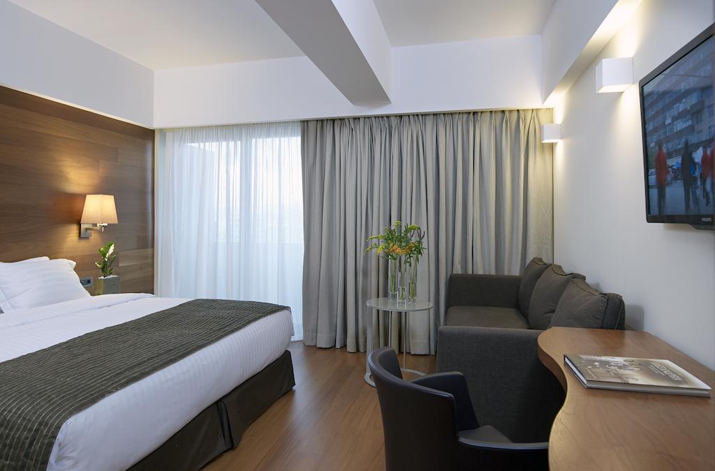 Premium Triple Room