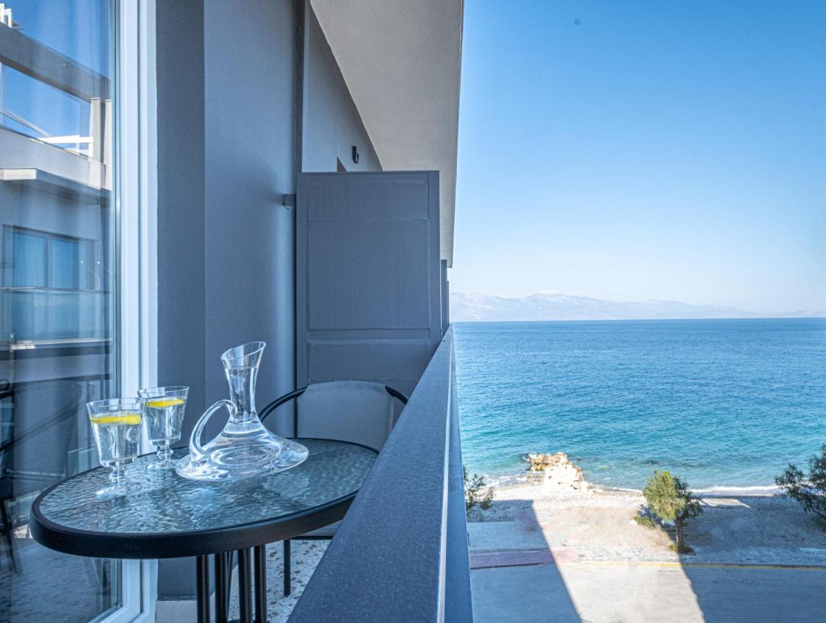 Double or Twin Room Side Sea View