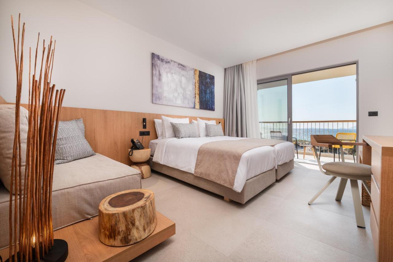 Junior Suite Sea Front Balcony