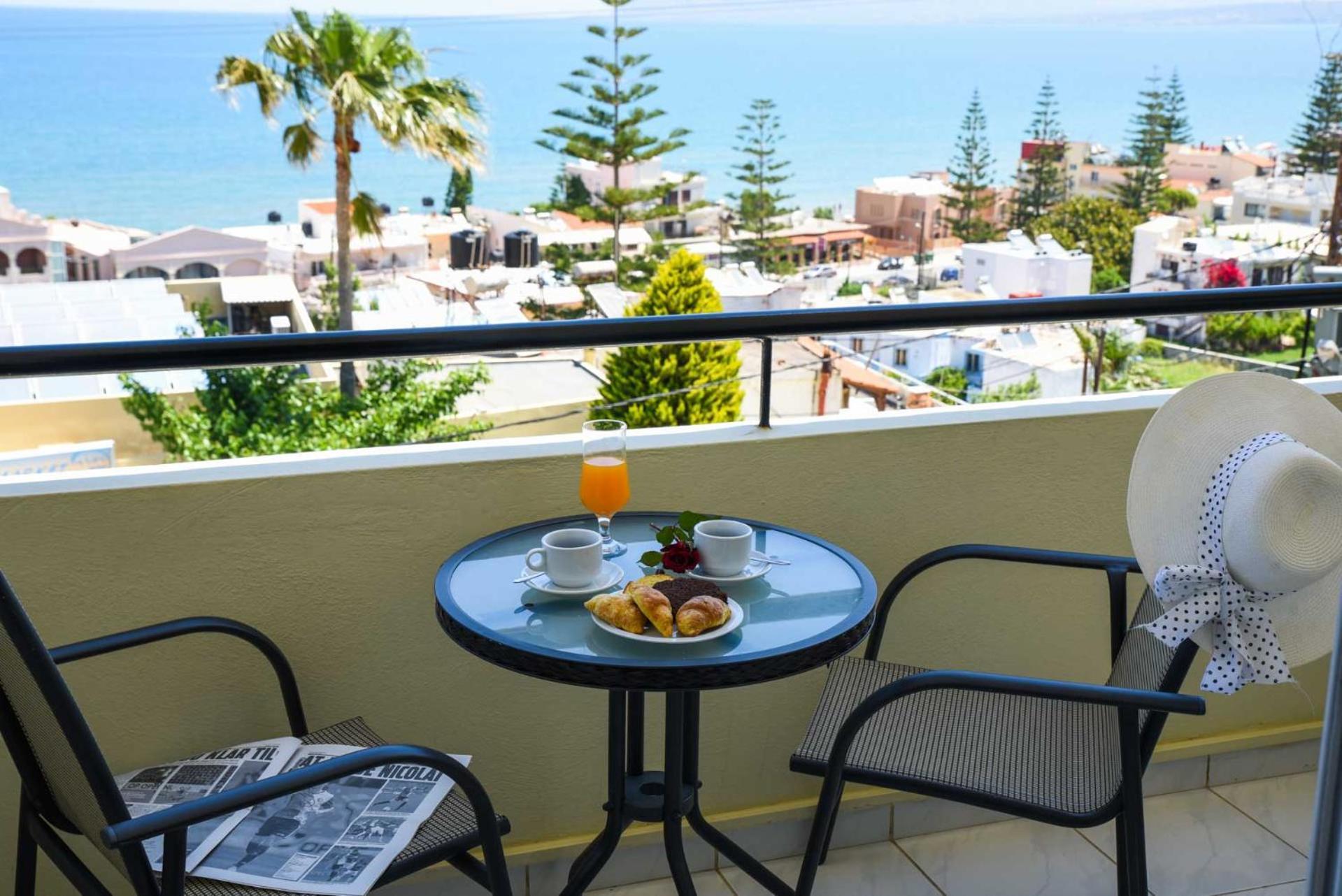 Double or Twin Room Sea View