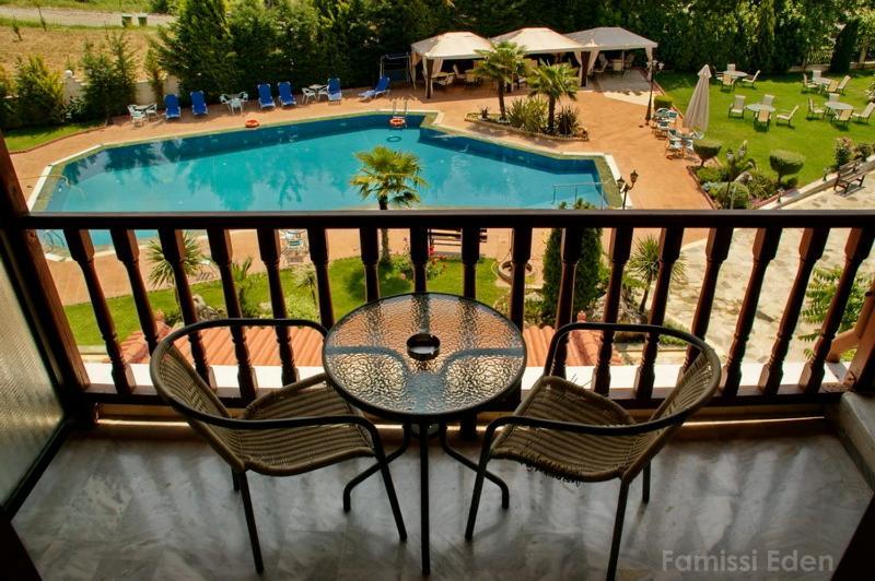 Standard Triple Room Pool View