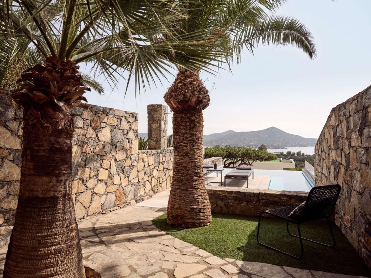 Junior Infinity Suite Private Pool