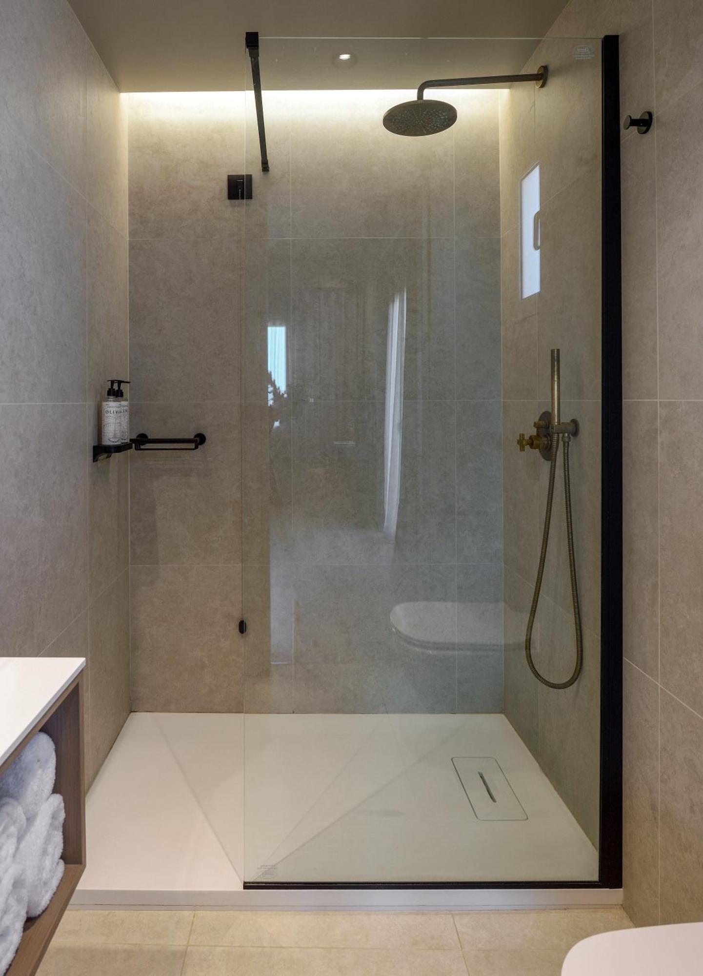 Double Room Window Square-Liston View