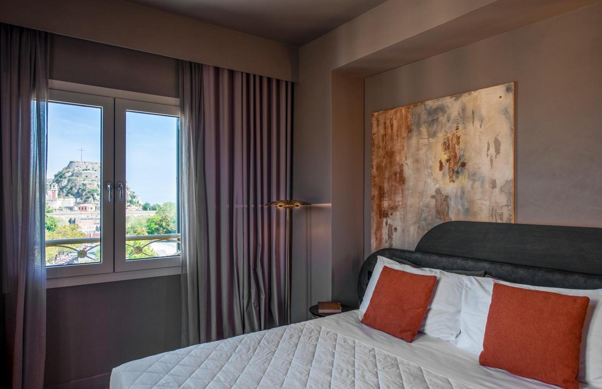 Double Room Window Square-Liston View