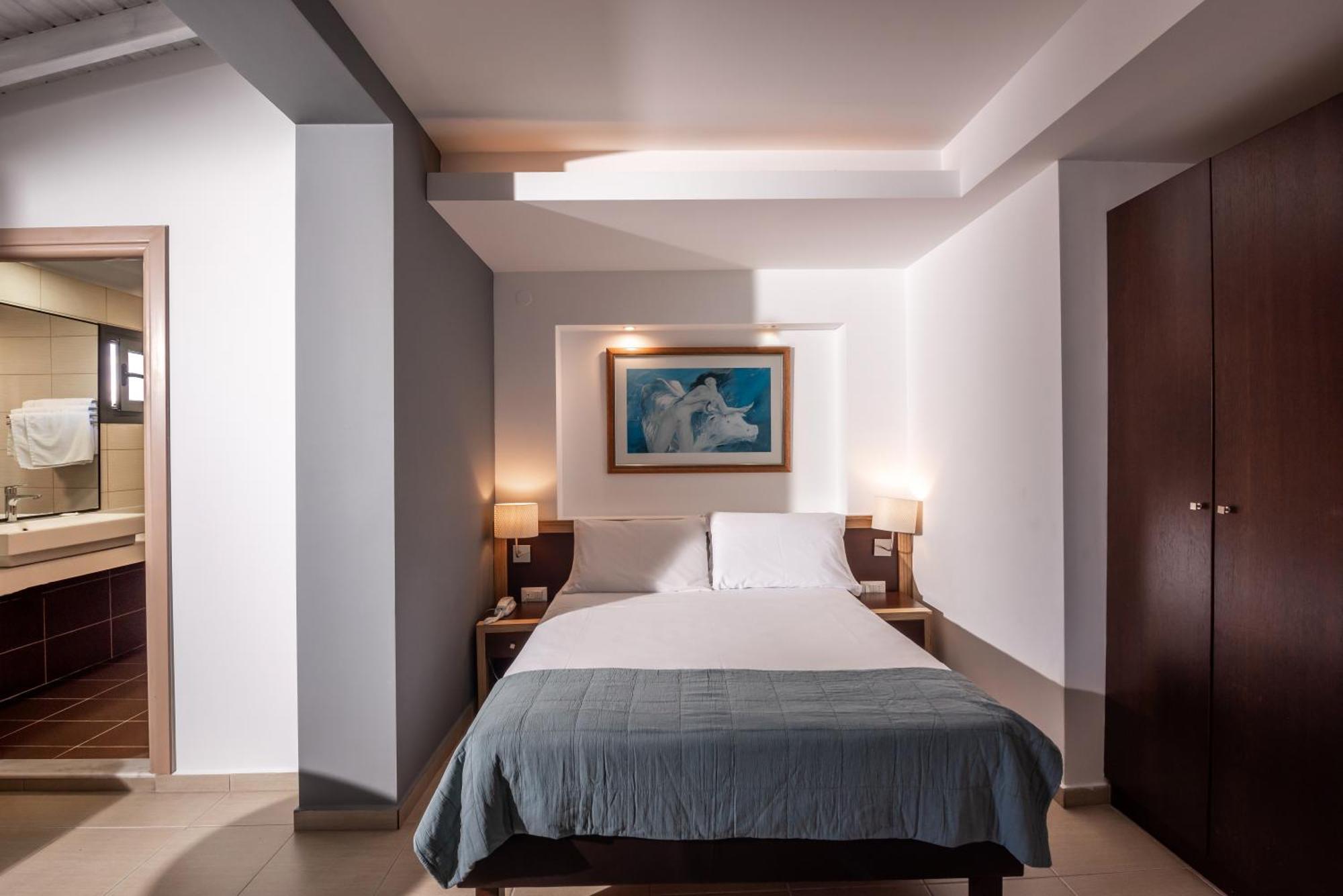 Triple Room,1499025580:JPEG