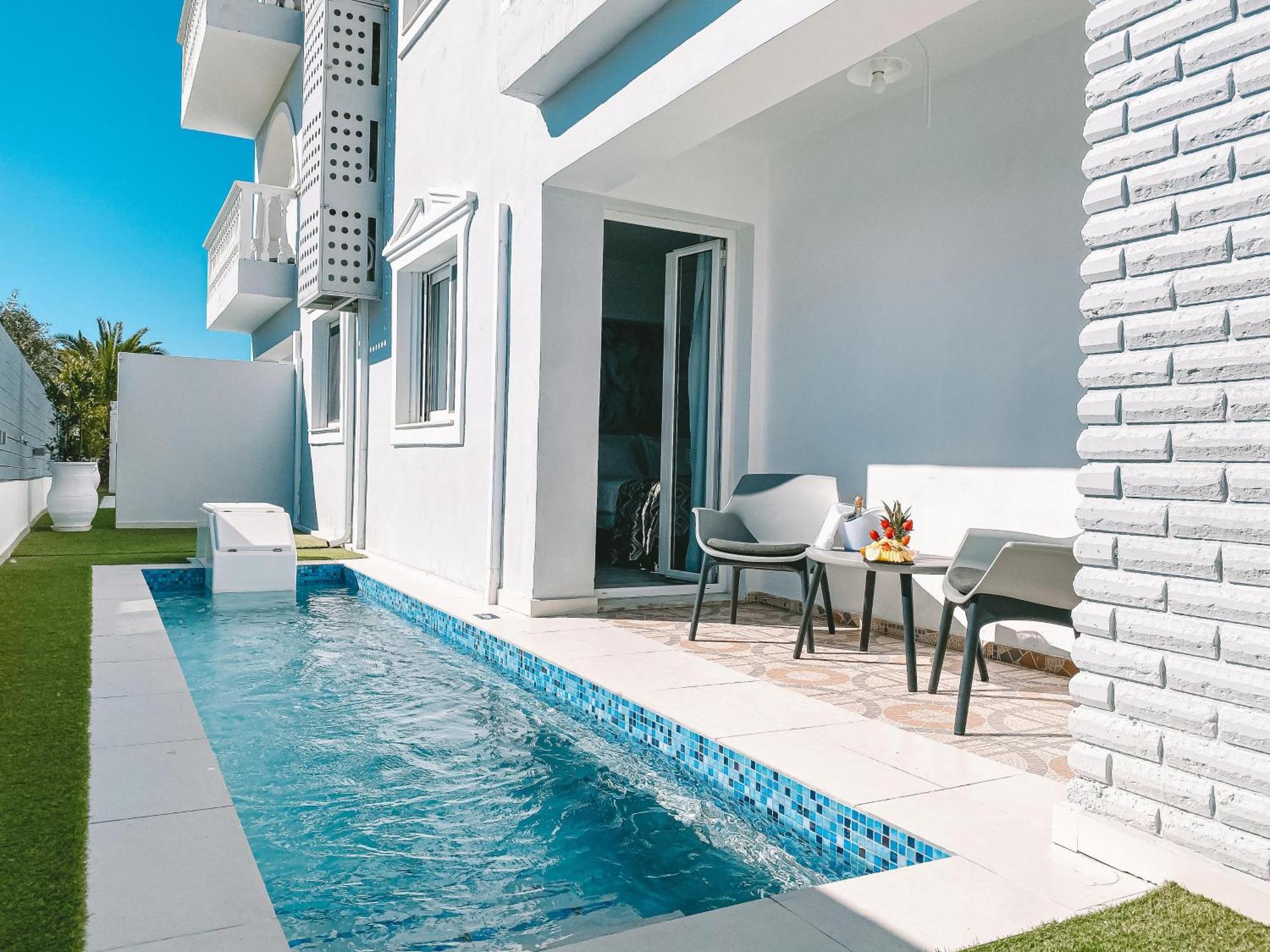 Deluxe Suite Private Pool