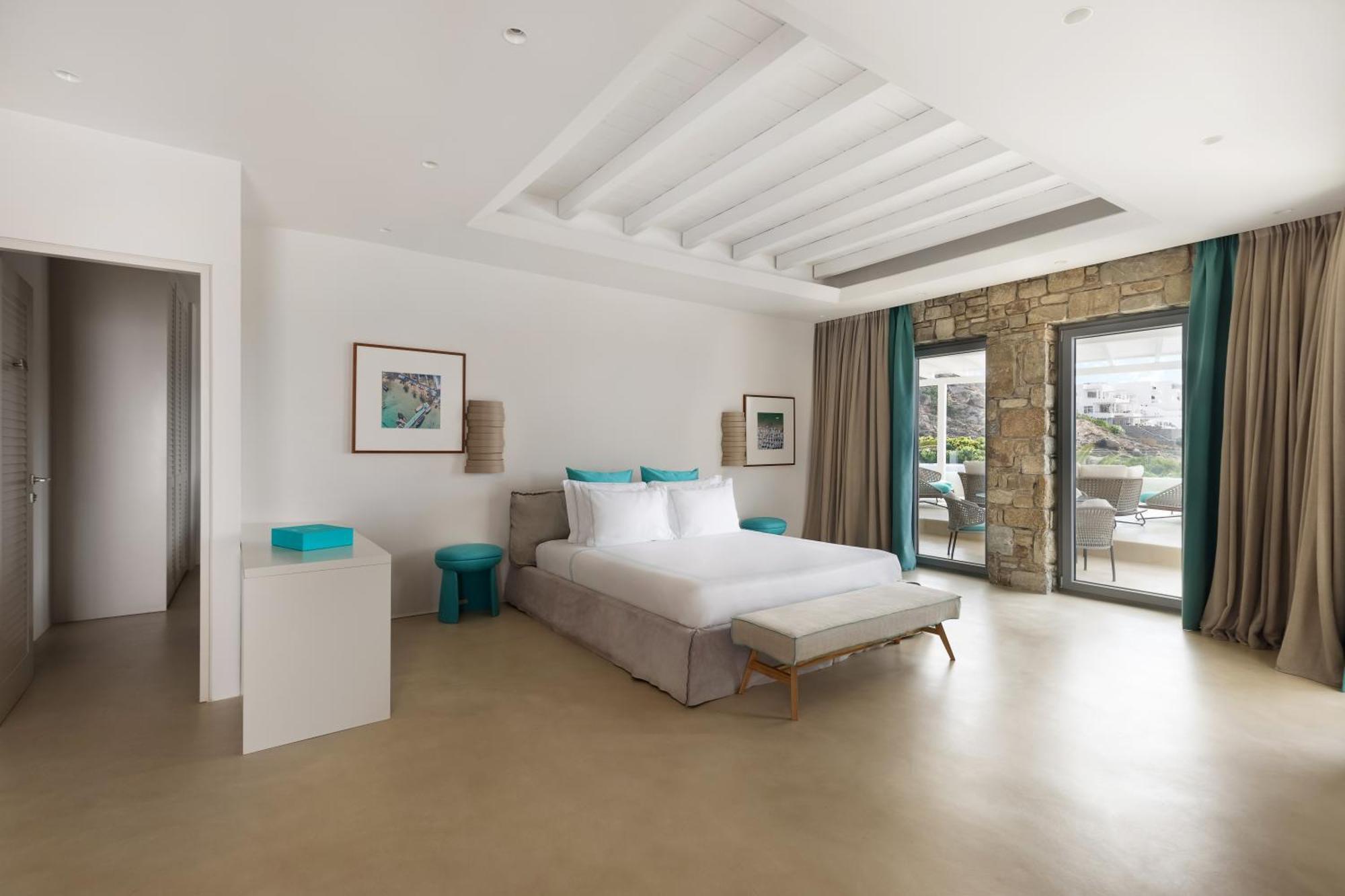 Two-Bedroom Apartment Sea View