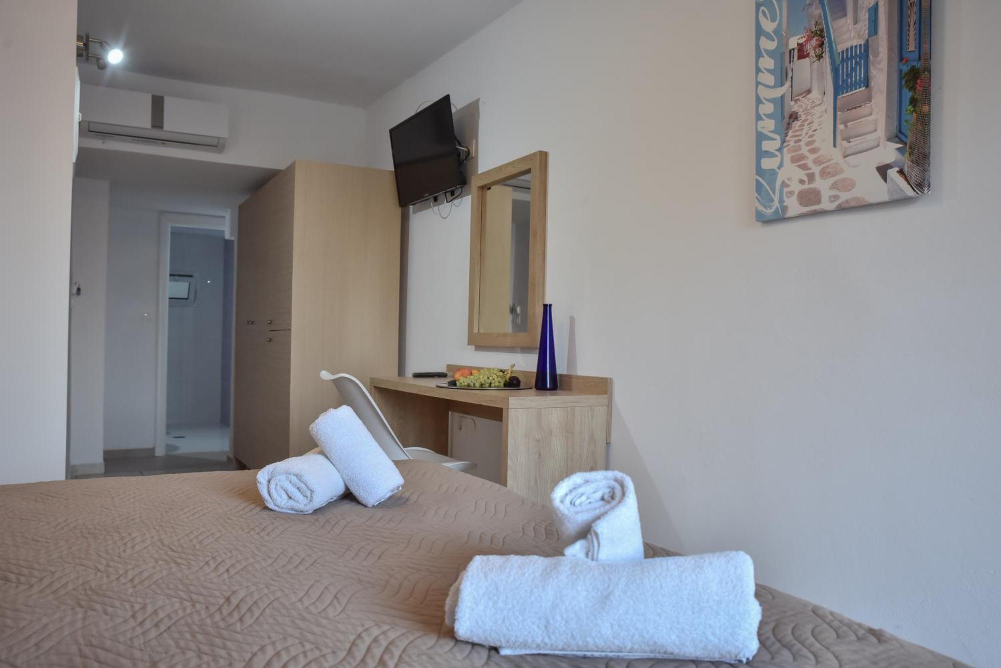 Comfort Triple Room