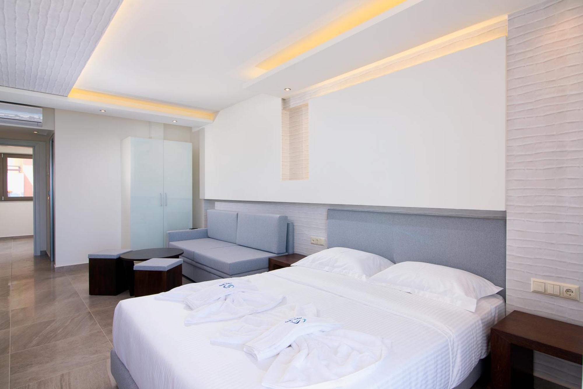 Quadruple Room Sea View