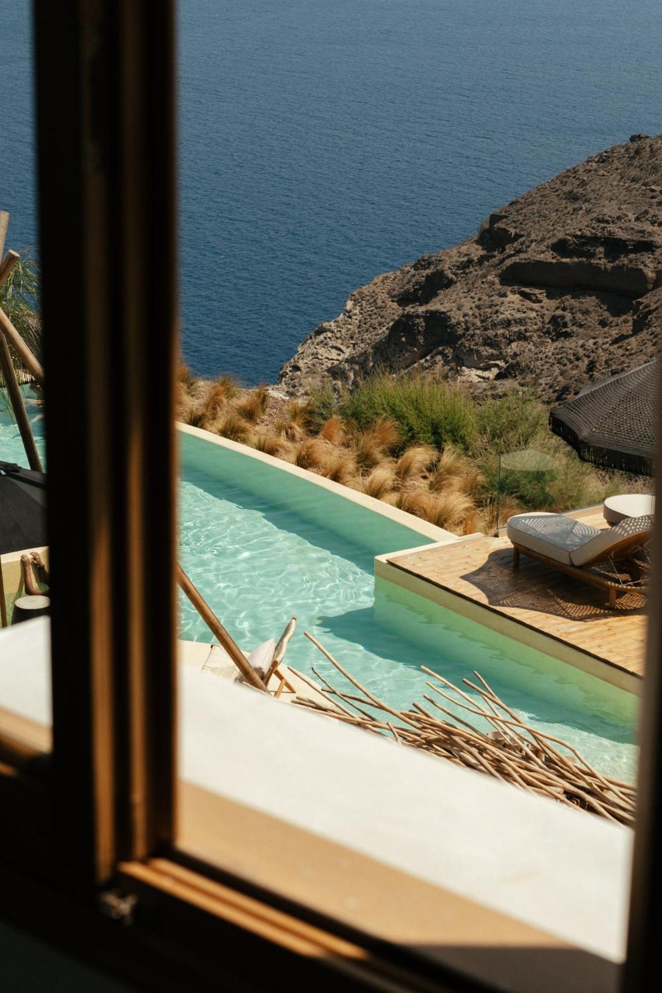 Junior Suite Hot Tub Caldera View