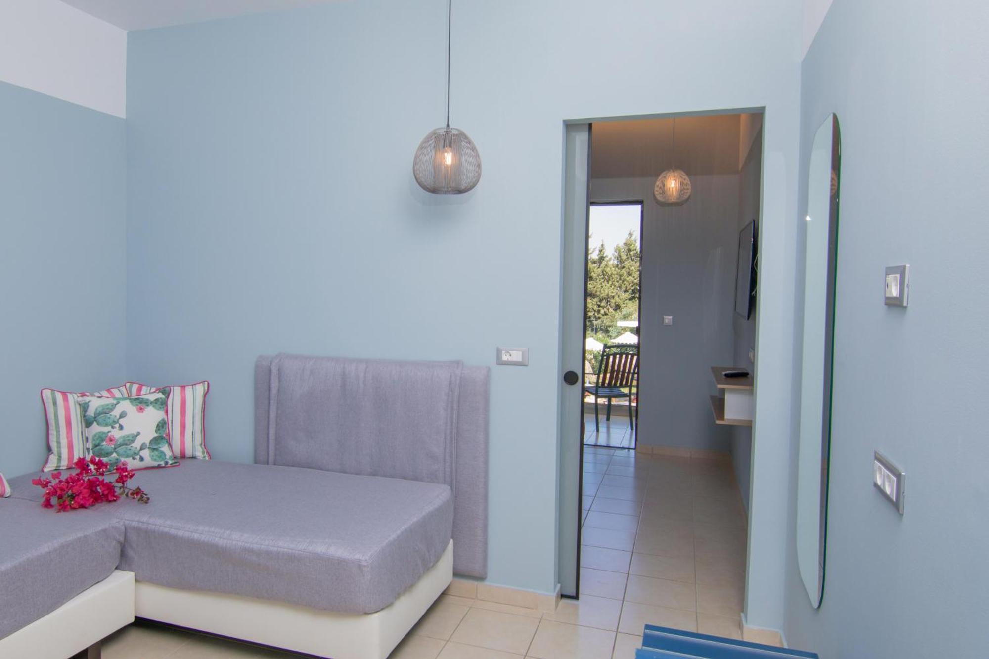 Family Room Garden View