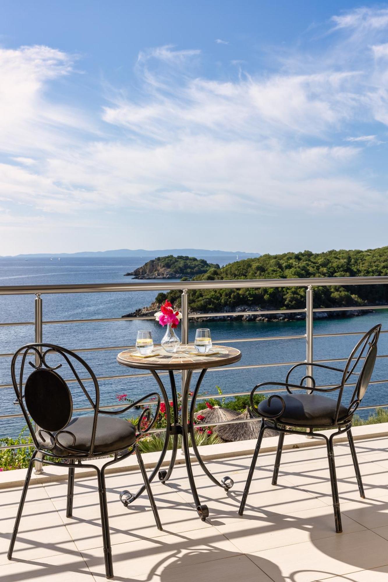 Deluxe Room Balcony Sea View