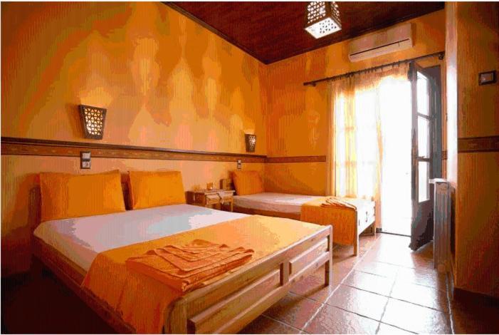 Basic Triple Room