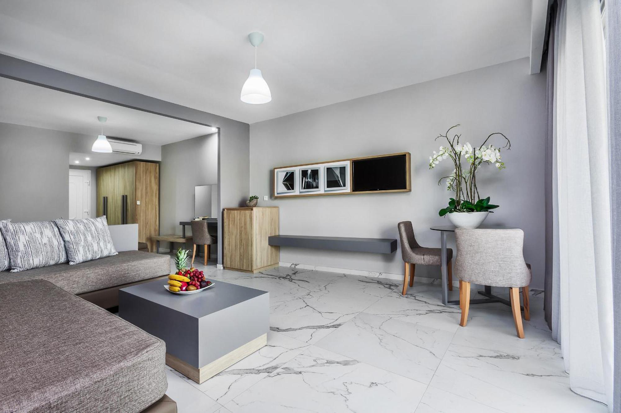 Deluxe Junior Suite