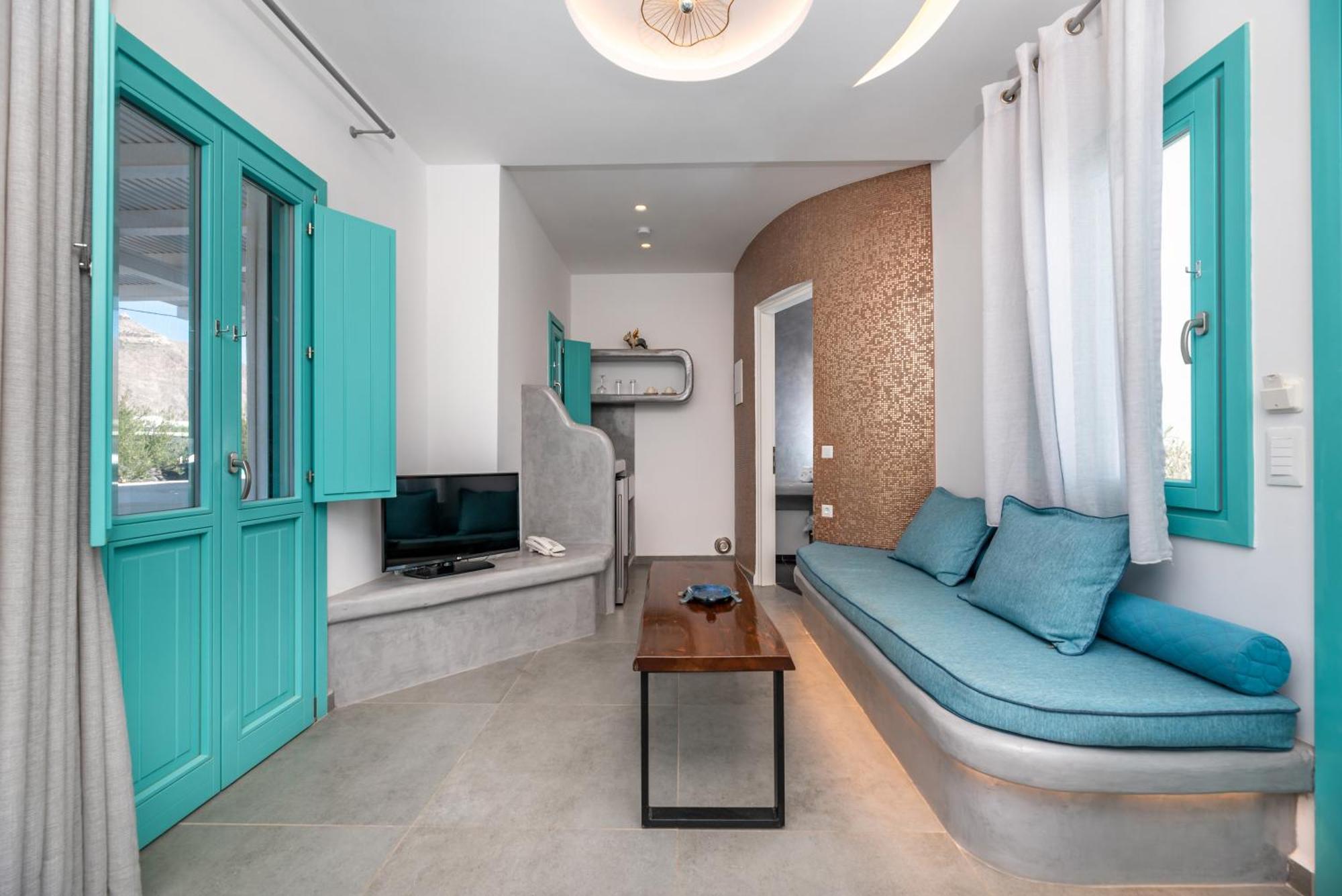 Loft Suite Outdoor Hot Tub