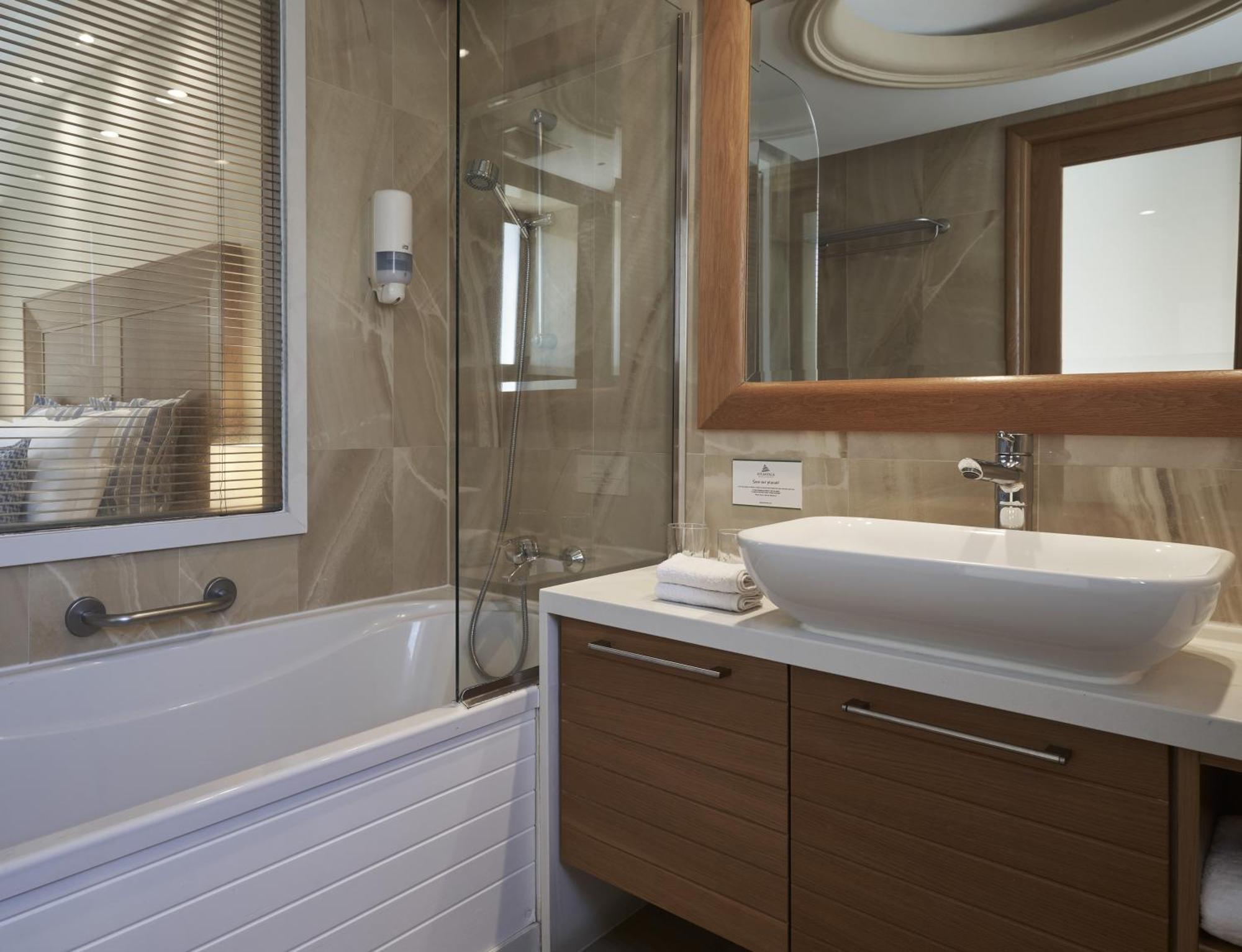 Double Room Inland View