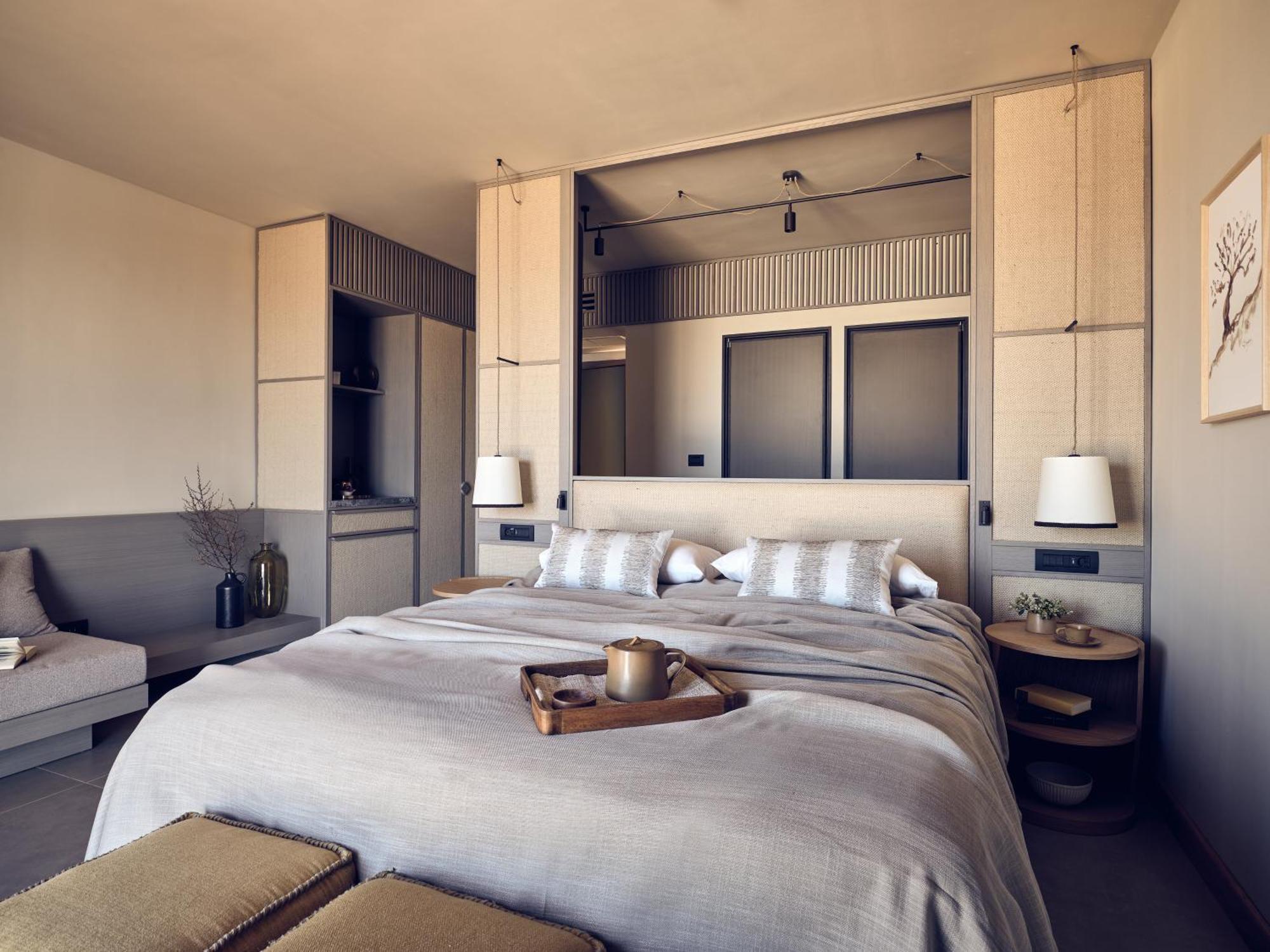 Deluxe King Room Sea View