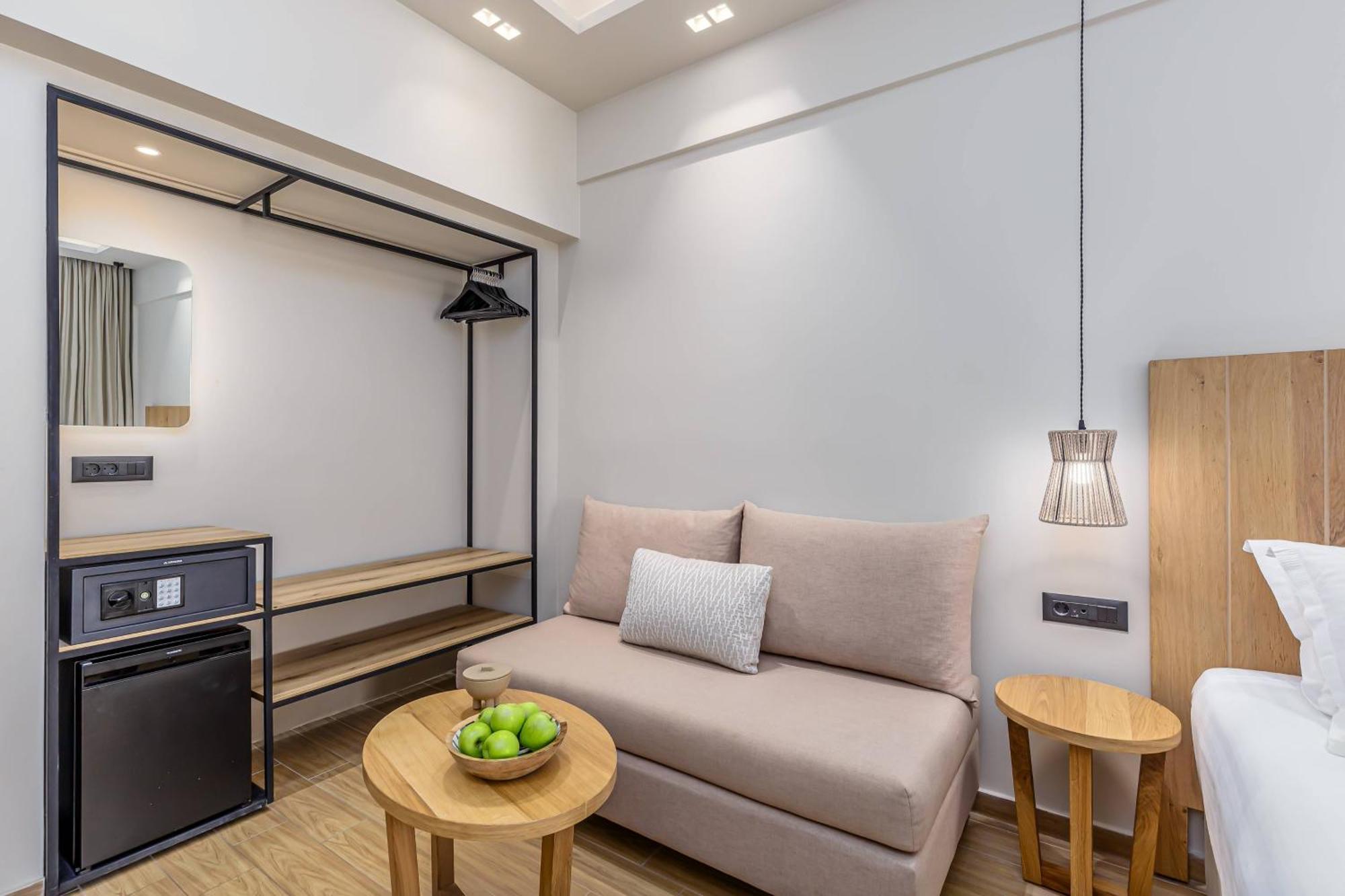 Superior West Side Bay view Room