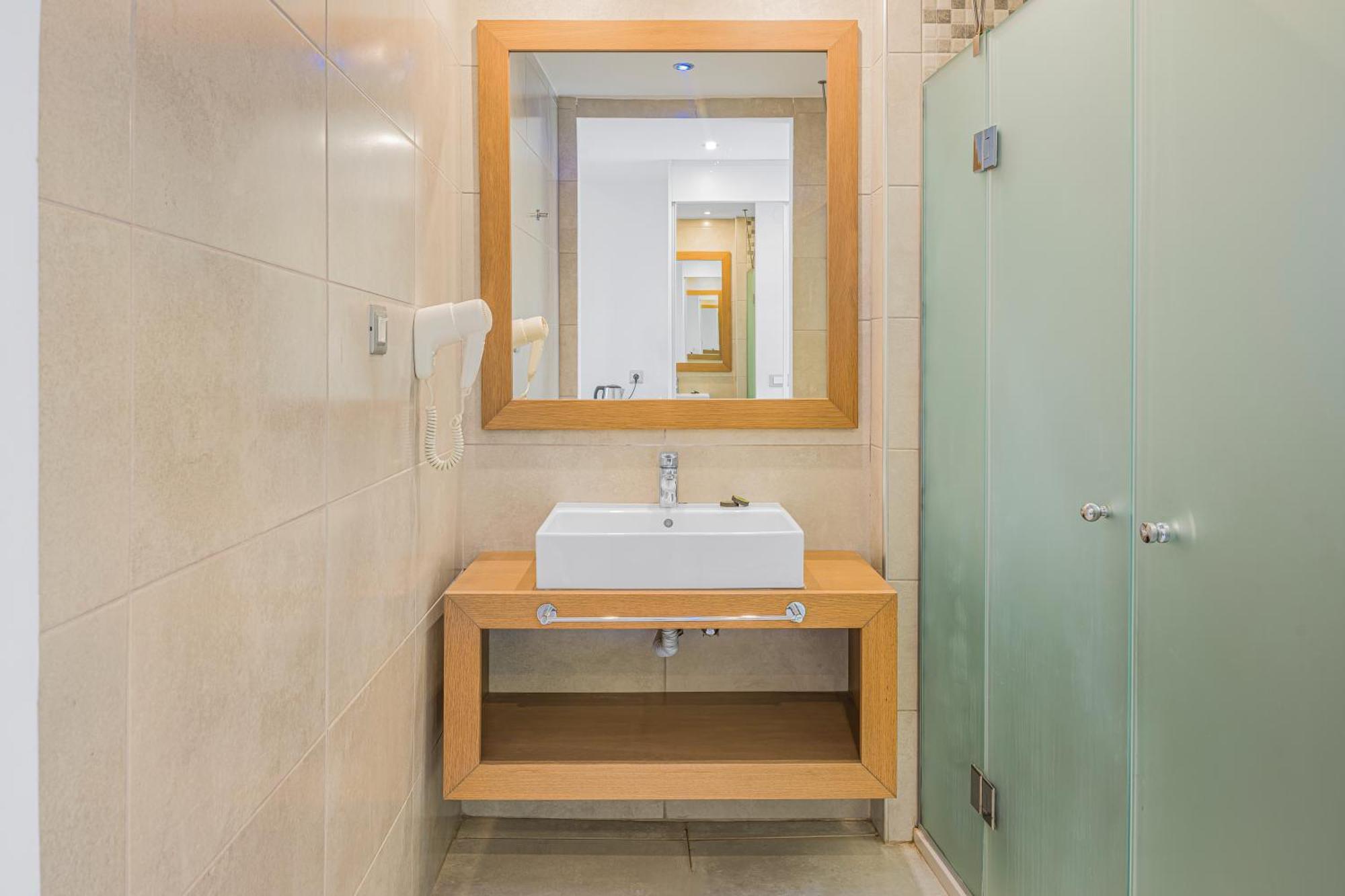 Superior Double or Twin Room Garden View