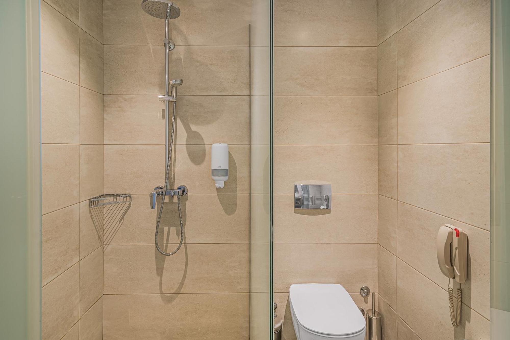 Superior Double or Twin Room Garden View