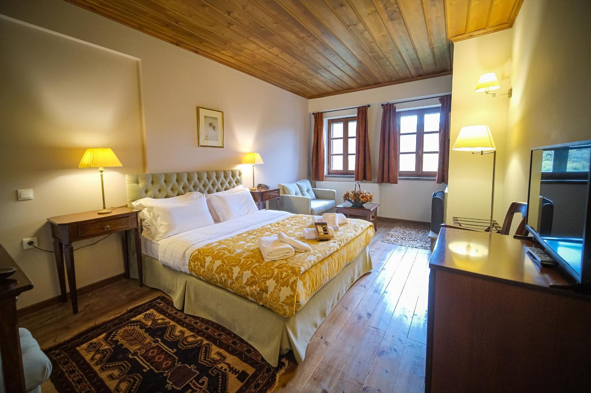 Junior Suite Mountain View