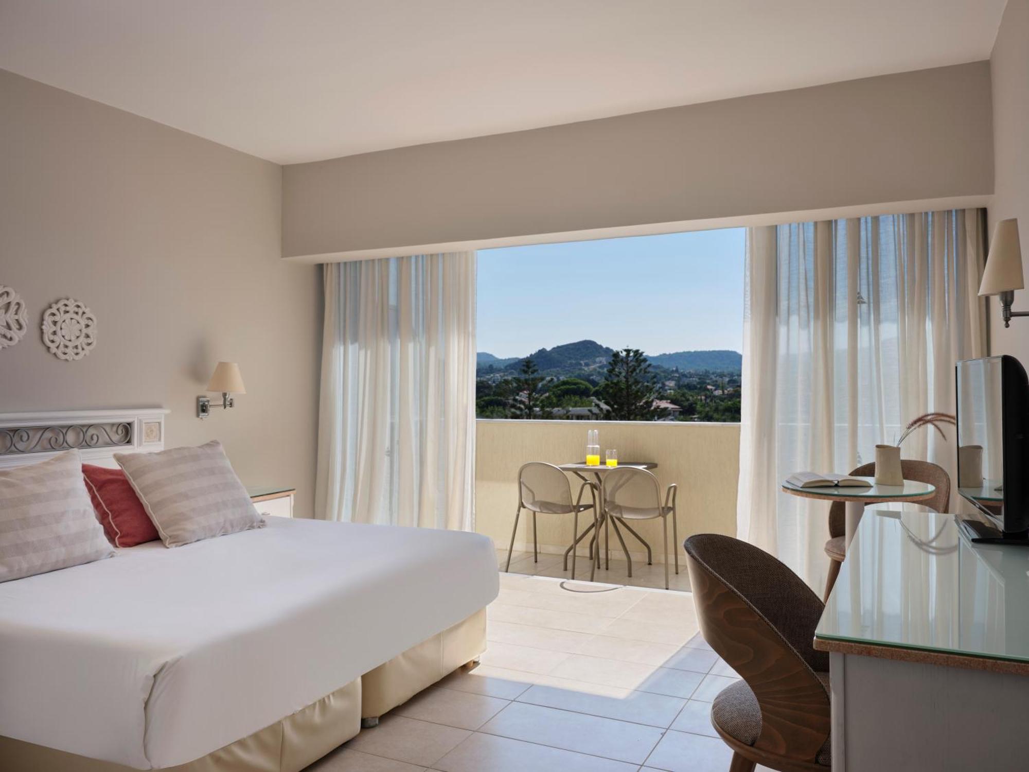 Double or Twin Room Inland View